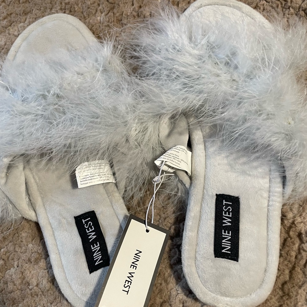 Nine West Women's Soft Gray Slippers